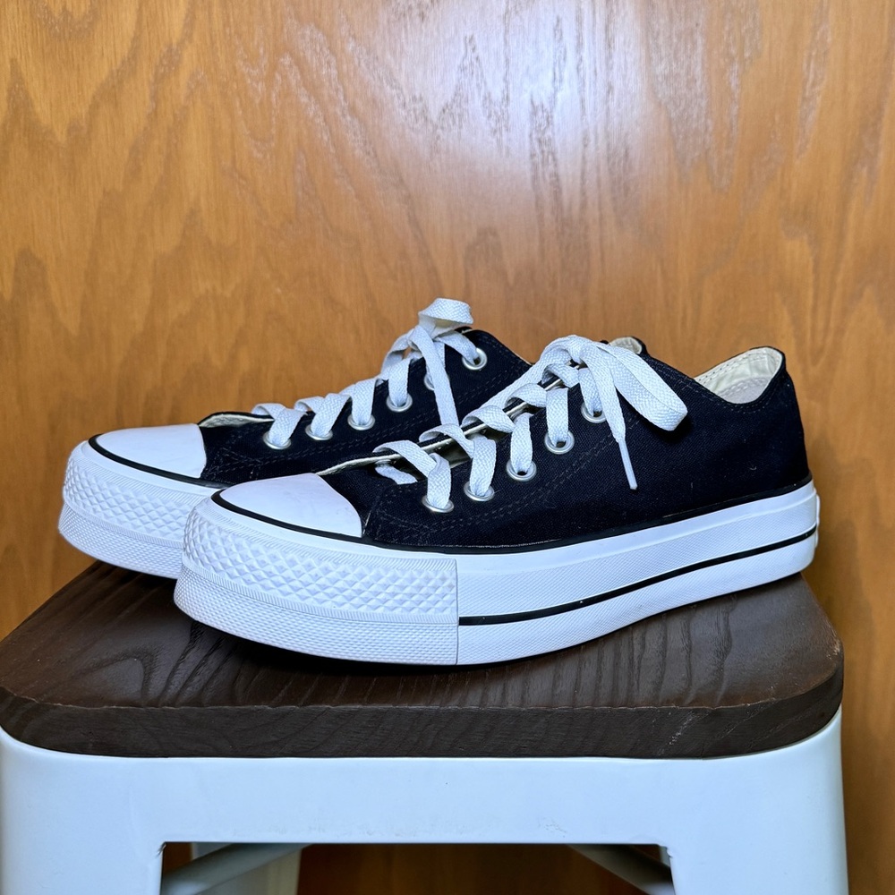 Chuck Taylor All Star Canvas Platform